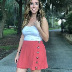 NWT Skort with buttons and elastic in the back